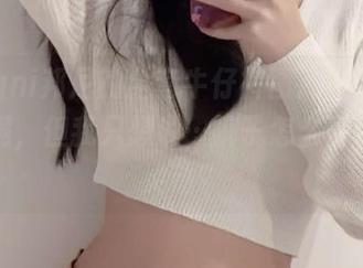 Bangni邦尼的全套牛仔裤图片，牛仔精神满满，但我只想说…裤子怎么可以这么灵动？