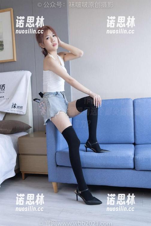 BoBoSocks袜啵啵-小甜豆 BoBoSocks袜啵啵 - 作品展示:小甜豆的黑白丝大腿袜,我想问这个脚尖加固有什么魔力?