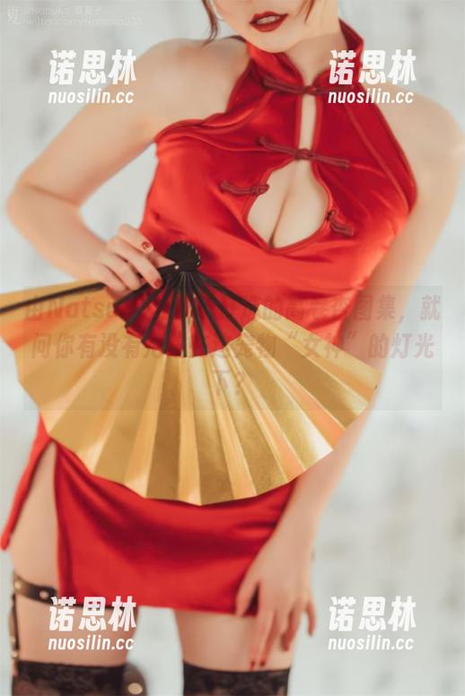 Natsuko夏夏子 由Natsuko夏夏子打造的高卷杏图集,就问你有没有沦陷在这宠物“女神”的灯光下?
