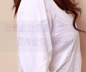 ROSI – 杨晨晨的最新作品：体操服，谁没换过衣服呀～