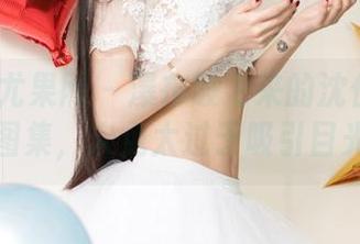 UGirls尤果网 – 瀑布般飞来的沈佳熹夏天新图集，未免太过于吸引目光…