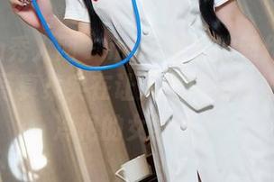 Xiuren秀人网 – mini米妮的新作：学姐，这个写真集实在让人想搞清楚她是不是冷艳的女学霸？