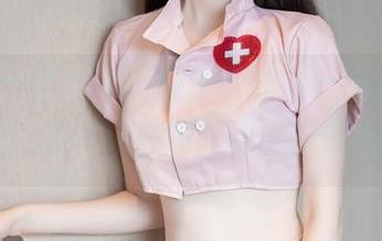 Xiuren秀人网 – 何梦兮Stacy的甜心写真，有点“犯规”的清新气息。