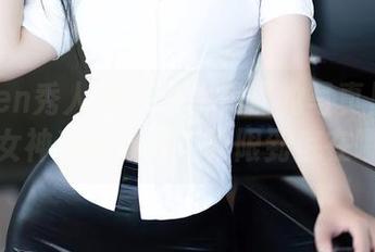 Xiuren秀人网 – 清水美嘉的写真里的灵魂：女神和开心果的界限到底在哪里？