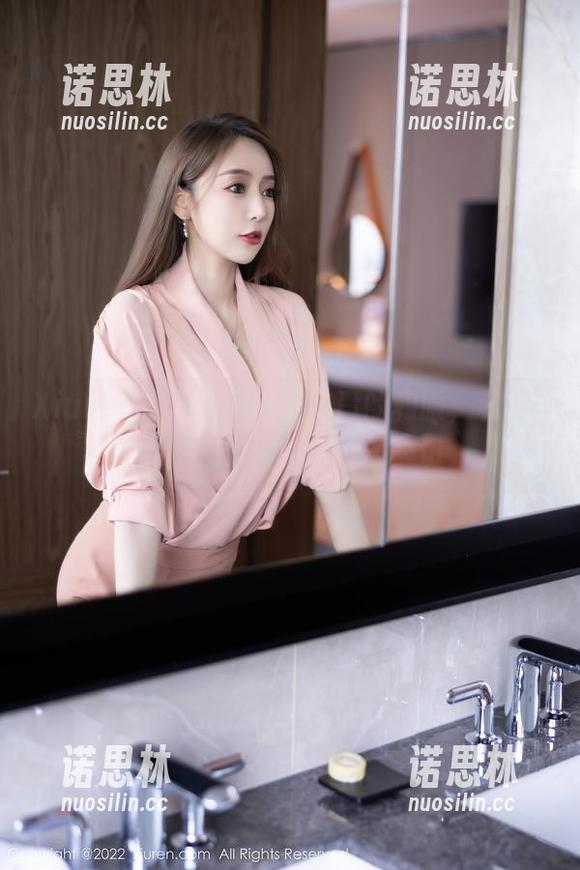 Xiuren秀人网-私语baby Xiuren秀人网 - 毫不吝啬的和服,私语baby在原图中展现的一切