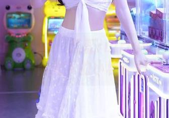 Xiuren秀人网 – 蕊蕊ruirui的夏天合集：阳光下的小秘密们