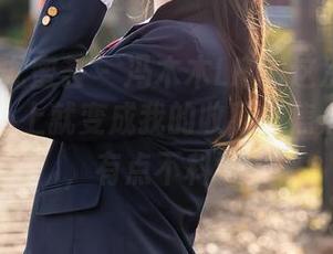 YouMi尤蜜荟 – 冯木木LRIS这次的白色图包，马上就变成我的收藏夹焦点，哈哈，有点不科学。