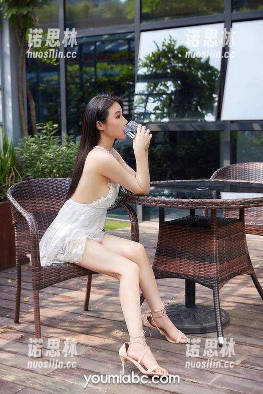 YouMi尤蜜荟-小绵羊 YouMi尤蜜荟 - “剧情”私房大剧场,小绵羊用图片改写昼夜!