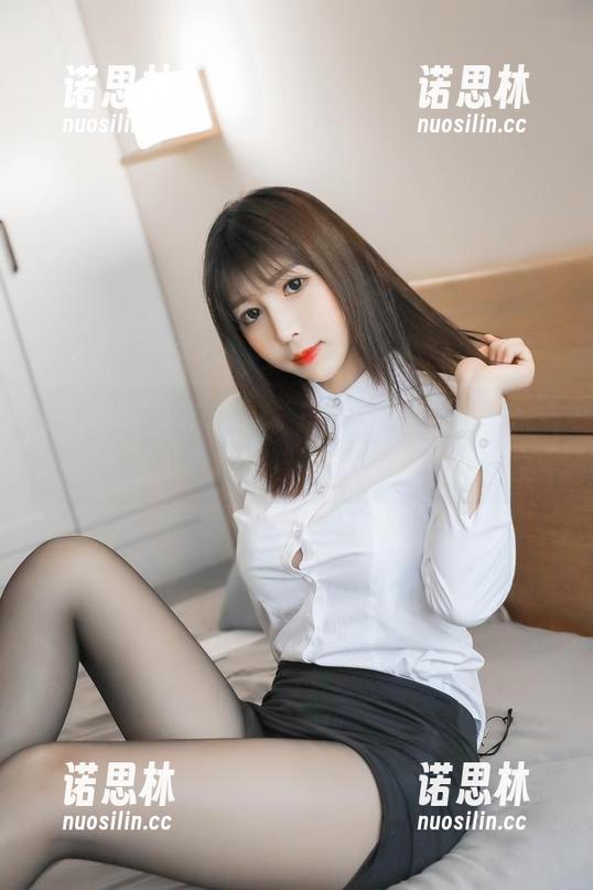 w黑米粥w w黑米粥w的女仆私拍,资源丰富得让我目不暇接,想要的全都有!