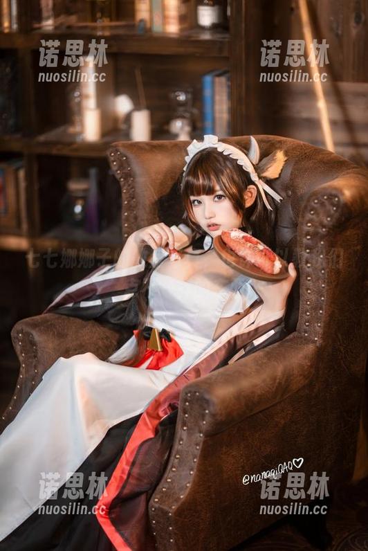 七七娜娜子 七七娜娜子的教室写真,也许可以教我们点不一样的东西