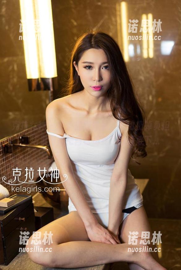 克拉女神-妮子 克拉女神 - 妮子最新作品,运动扔掉负担,结果倒是把自己扔到了屁股底下...
