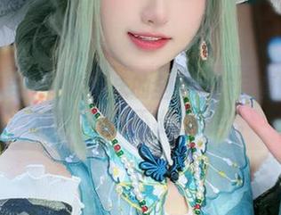 你有看到千阳快起床的全套妹妹写真吗？那对眼神…说不出的吸引。