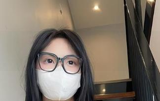 微密圈 – 浴缸里的可爱的肉巴，定制图集揭开水幕后的悠闲！