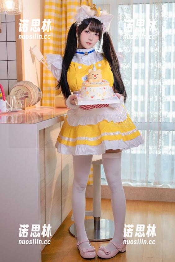 咬人小小兔 图包里有一只咬人小小兔,镂空得恰如其分!