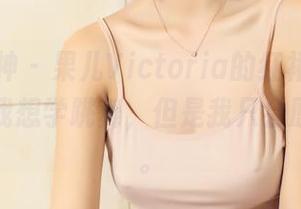 头条女神 – 果儿Victoria的红裙合集，像是让我想学跳舞，但是我只会原地打转。