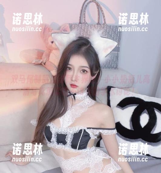 小小奶瓶儿 双马尾制服越过师生界限?小小奶瓶儿高清写真解读该不该有的学术讨论!