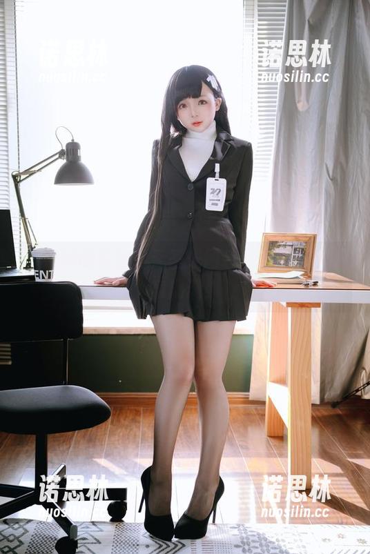 日奈娇的空姐风无圣光图包，太赞了，肆意展现！