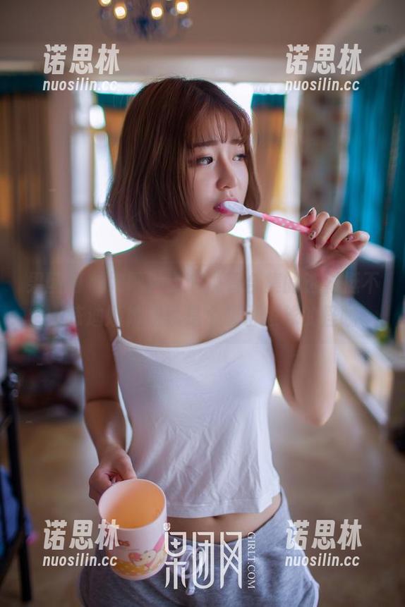 果团网-陈迪娅 果团网 - 好吧,这个观看合集的选材挺不错,陈迪娅姐姐就是个吸引眼球的怪咖。