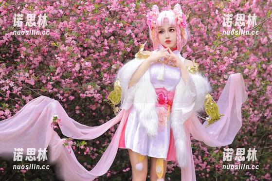 桃暖酱 自家桃暖酱的夏天天气预报:这波私房作品有点辣