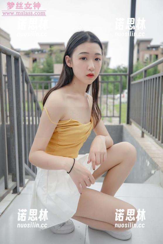 梦丝女神 - 看！无圣光中的玥玥，她的女侠之剑帅得不要不要的！