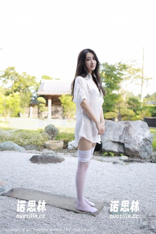 模范学院 - 圣诞？没见过这么“定制”的图片！谢谢加朵babe。