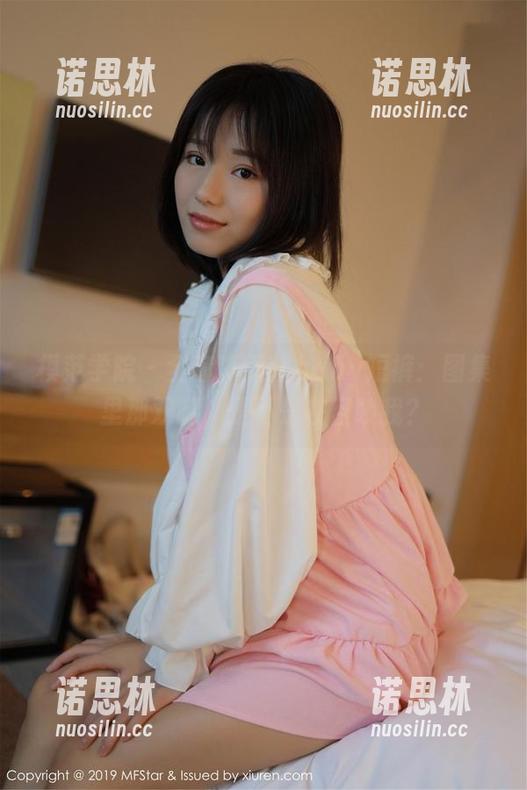 模范学院-李颖煊baby 模范学院 - 全套李颖煊baby短裤:图集里那双腿,是不是在召唤我?