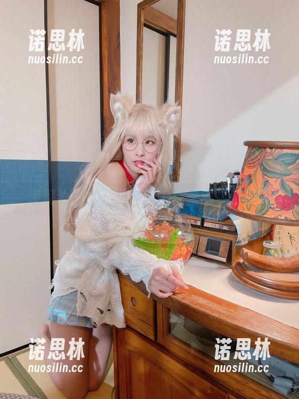 泥泥汝 泥泥汝的女仆日常:小屋里的福利时光
