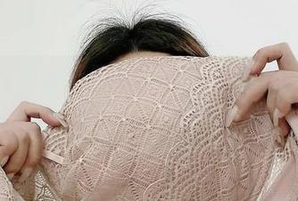微密圈 – 终于见识了海豚baby的长腿作品，精选四个字的图库都不够形容其美。