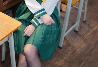 最新衬衣套图，清水由乃这不愧是潮流教主啊！