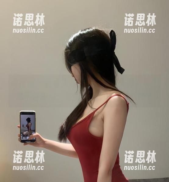 火龙果羊 微密圈 - 看看火龙果羊的白色美图合集,忍不住想问:她到底有多少白衣服啊?