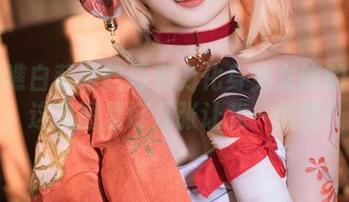 来瞧瞧白莉爱吃巧克力化身兔女郎的效果，这套图里好几张让我一脸懵！