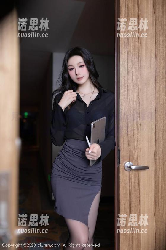 秀人网-佘贝拉bella 秀人网 - 更新到位,佘贝拉bella的吊带黑丝,连呼吸都变得有点艰难了……