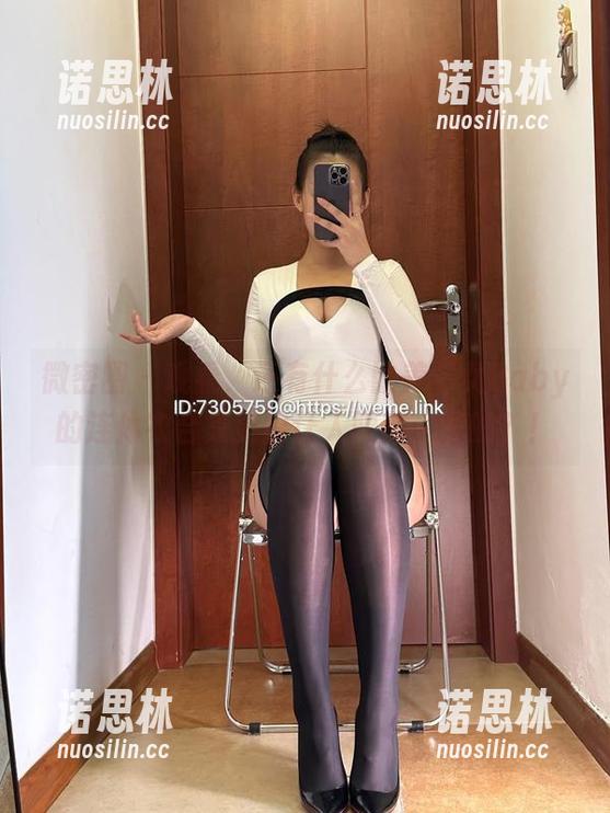 美邵女Baby 微密圈 - 观看,还有什么比美邵女Baby的连体衣合集更能让人眼前一亮的?!