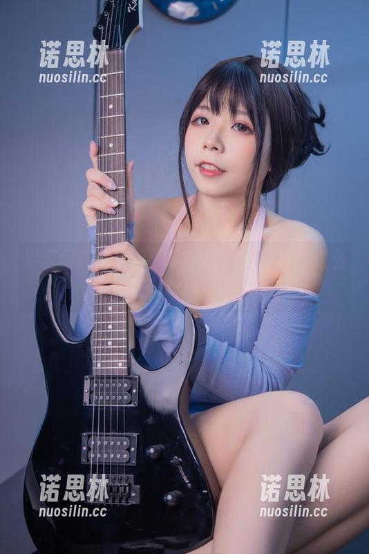自闭颜球球 看自闭颜球球的夏季COS,美图竟然这么撩人?