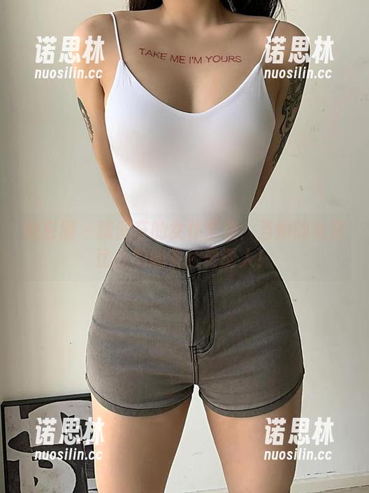 陈佩奇 微密圈 - 陈佩奇的女仆全集:当她的妆容比我的晚餐还要诱人!