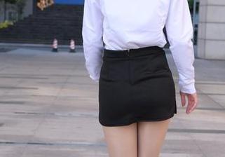 魔镜街拍 – 惊喜的形状，萌宝儿的哈哈镜显现：不看后悔的肉丝裙合集！