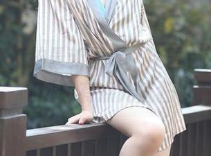 踏入魔镜街拍最新图库，淡黄色连衣裙的诱惑有点儿疯狂